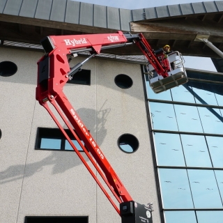 Confident Aerial Lift Operation – Platform Basket Canada