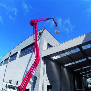 Spider Lifts In Material Handling: How They Support Heavy Loads Platform Basket Canada’s Spider Lift For Material Handling