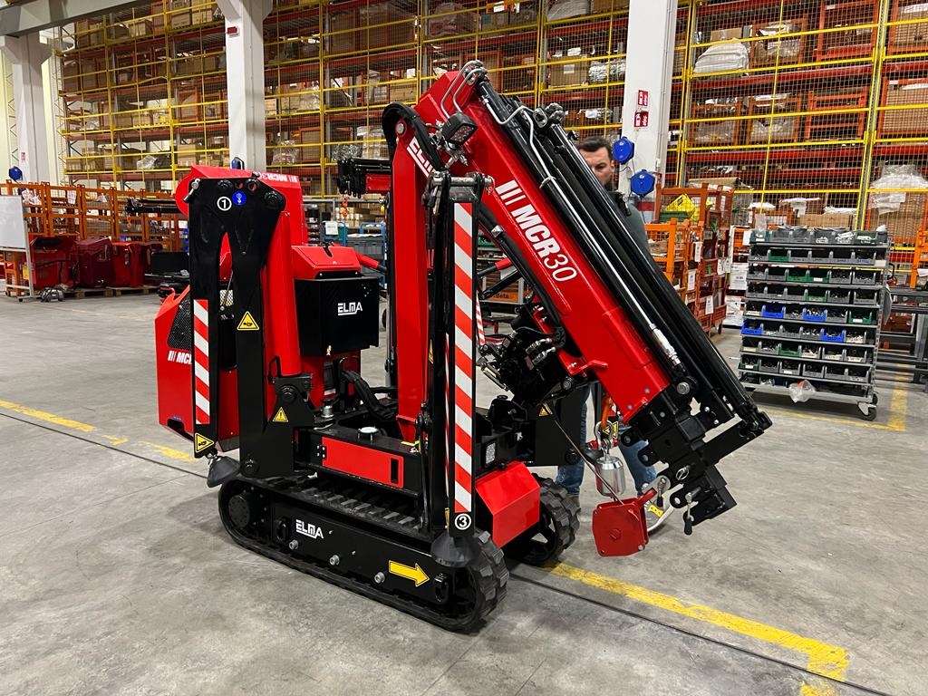 MCR 30 mini crawler crane